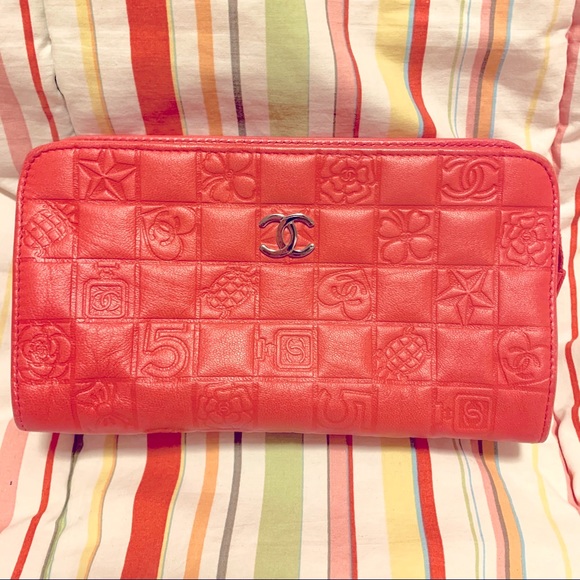 CHANEL Handbags - Chanel Lucky Charms Coral Leather Cosmetic Pouch